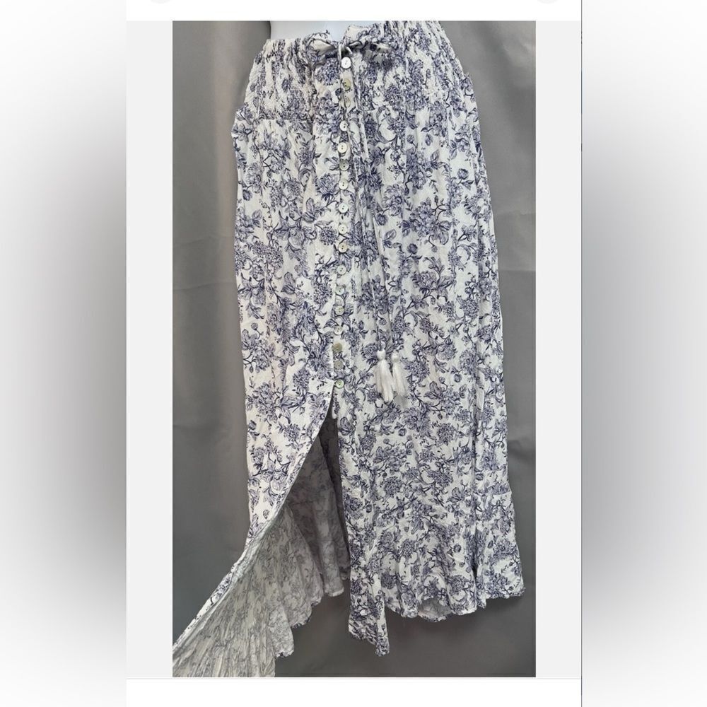 Cynthia Rowley white and Blue Tiered Maxi Skirt NWT sz M - Picture 5 of 15